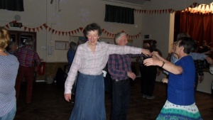 Barn Dancing (12)